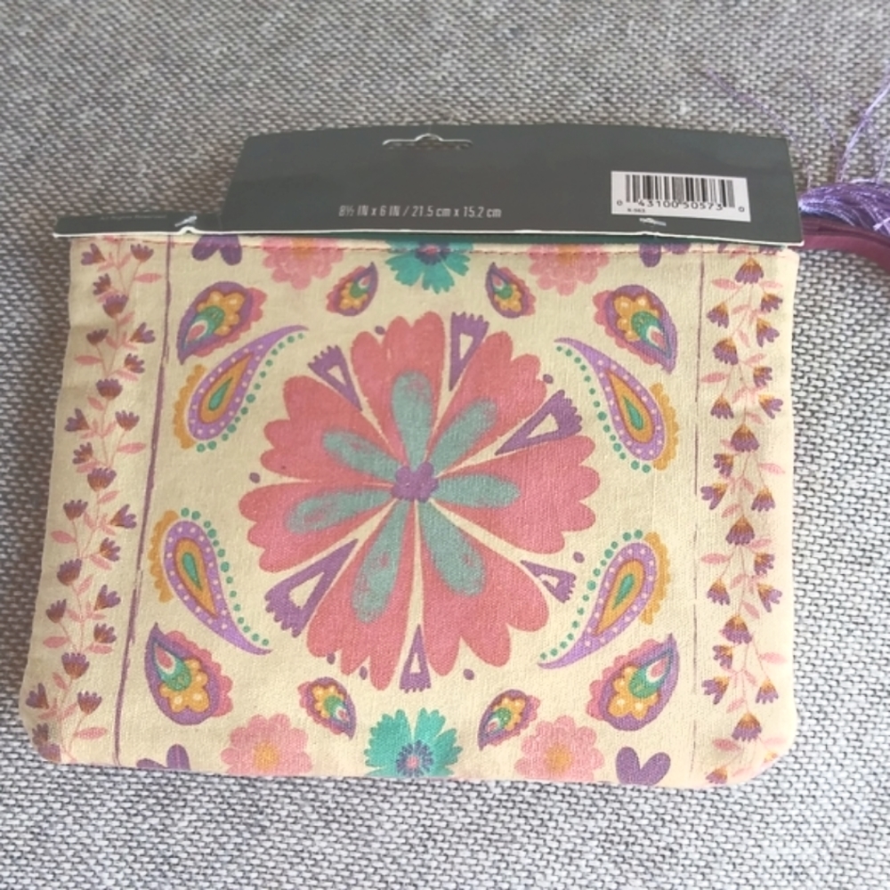 🍃 NWT Mead pencil pouch - Picture 2 of 3